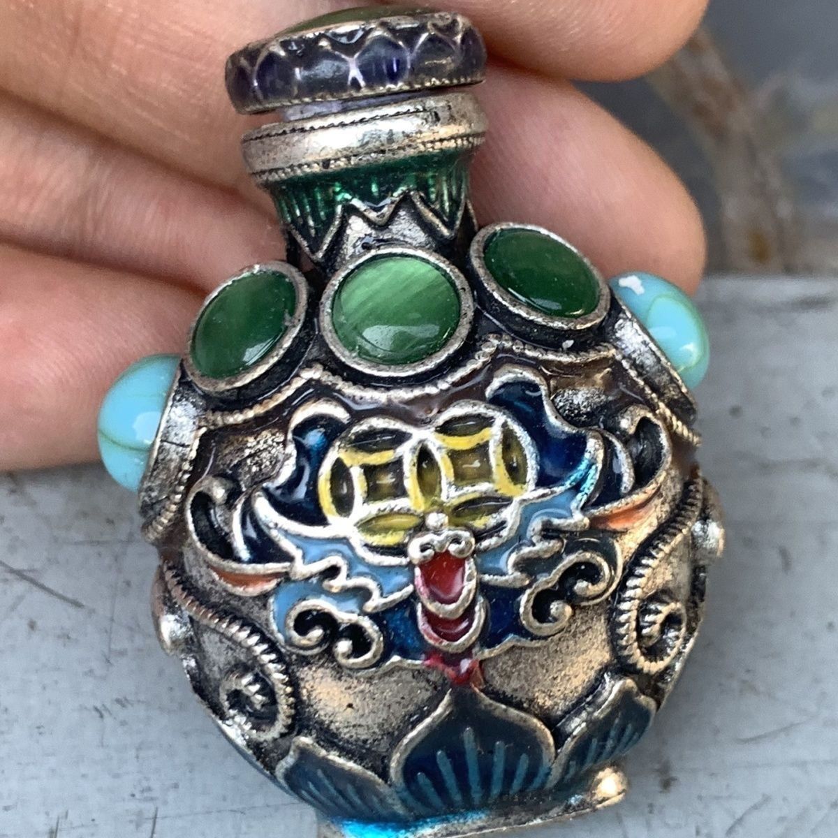 Collectible Vintage Tools - Frasco de snuff de bronce cloisonné