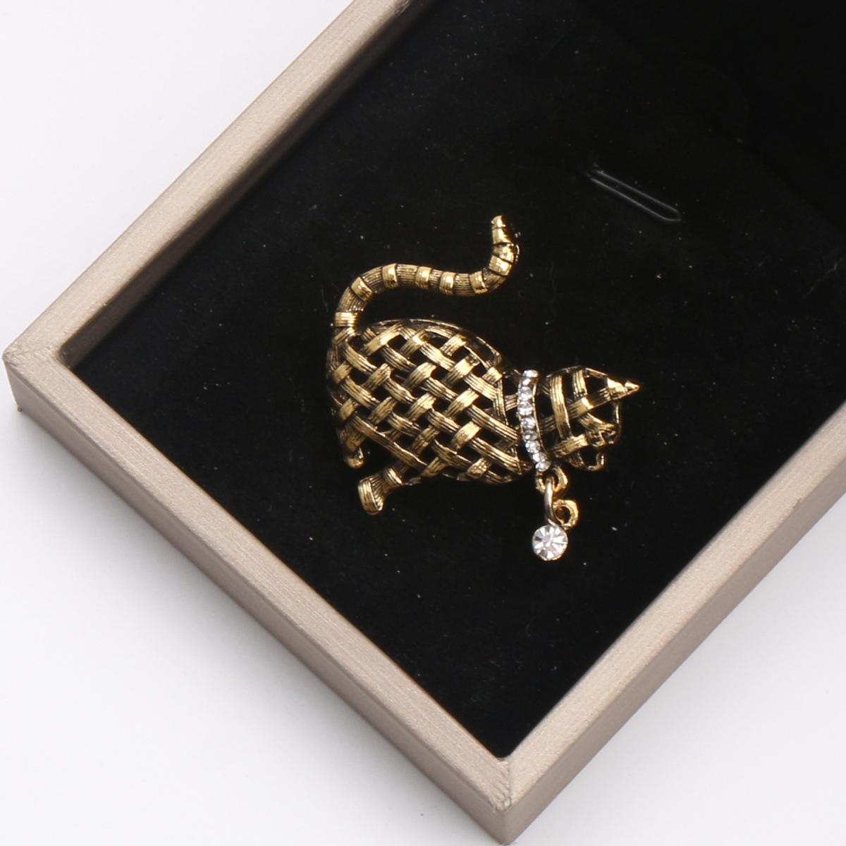 Colección de Broches de Gato T - Collectible Vintage Brooches reseña y precio