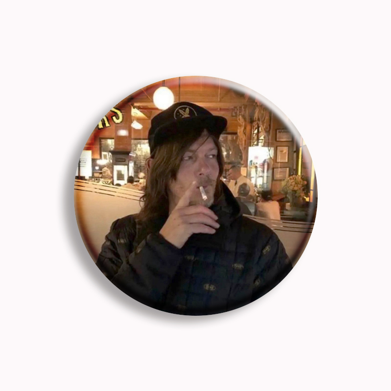 Pin de botón suave Retro Daryl - Vintage Collectible Show reseña y precio
