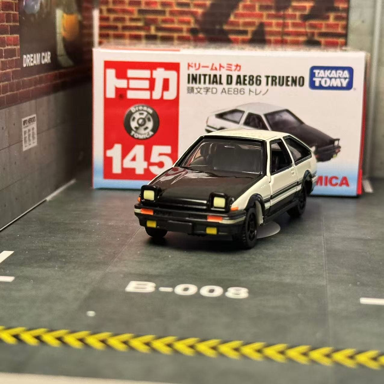 Sueña Tomica NO. 145 inicial D - Vintage Collectible Model Cars reseña y precio