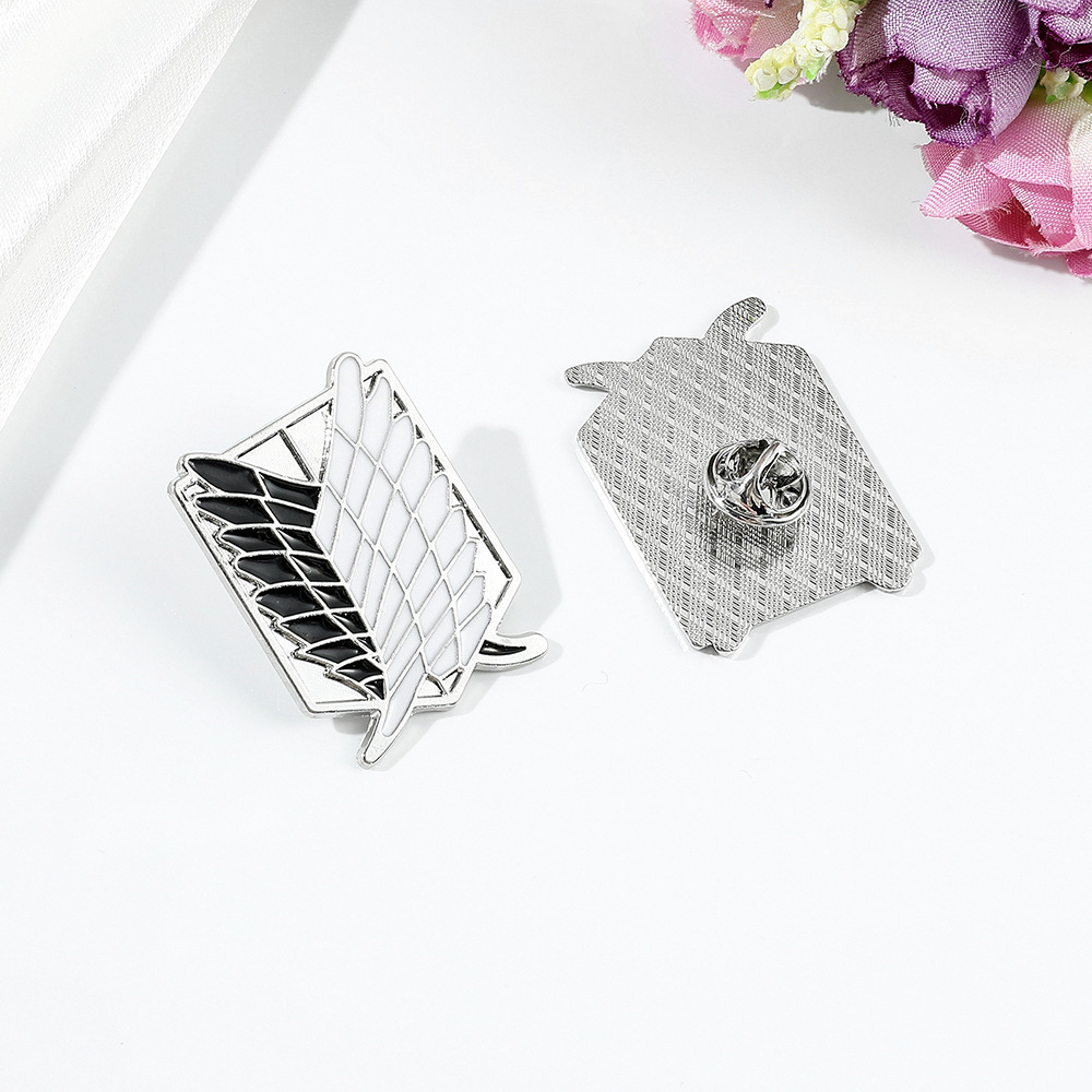 Broches de Esmalte con Forma d - Collectible Vintage Brooches reseña y precio