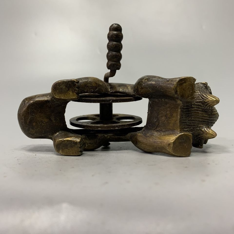 Porta Tinta de Latón con Cabez - Collectible Vintage Tools reseña y precio