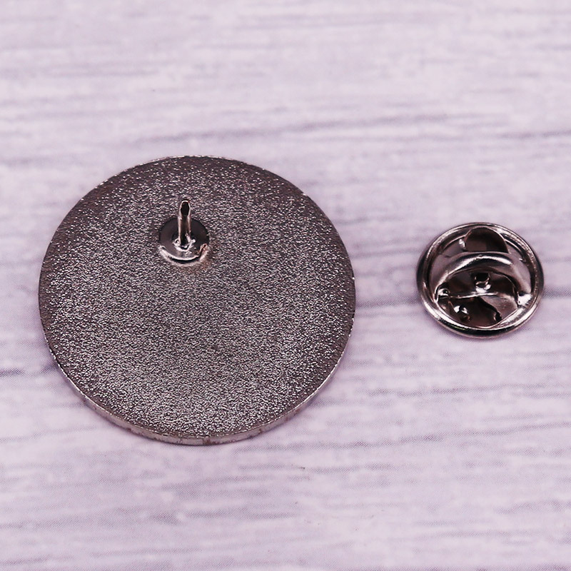 Pin esmaltado The-Adicts, insi - Collectible Vintage Brooches reseña y precio